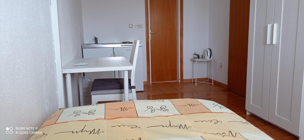 Apartmani Barisic Trogir Exterior foto